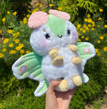 Load image into Gallery viewer, Mothmoth Series 1 "Luna"