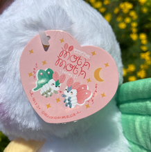 Load image into Gallery viewer, Mothmoth Series 1 "Primrose"