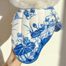 Load image into Gallery viewer, "Little Vase" Lunar New Year Mousemoth Plush Series 14