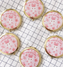 Load image into Gallery viewer, Mousemoth Compact Mirror