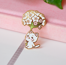 Load image into Gallery viewer, SECONDS SALE Sitting Hoya Bloom Kitty Enamel Pin
