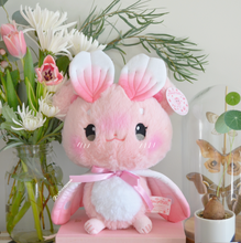 Load image into Gallery viewer, &quot;Pink Petal&quot; Mousemoth Plush Series 11
